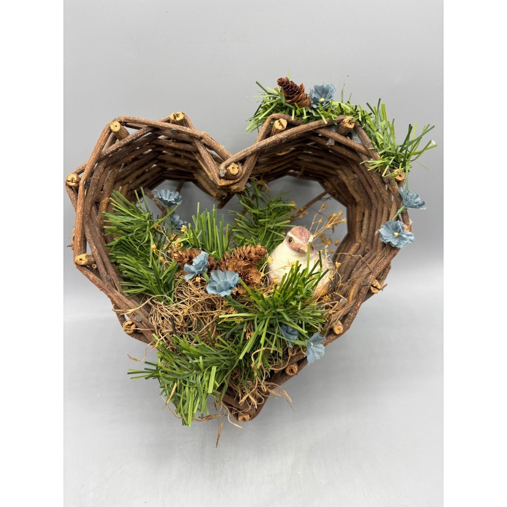 Vtg Rustic Woven Twig Heart Basket Bird Nest‎ Pinecones Flowers Farmhouse Decor